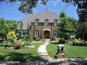 Scapes Landscaping shows you a landscaping Edmond ok project.